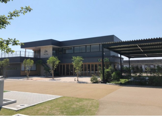 GRASS DOG&CAT 高槻安満遺跡公園店