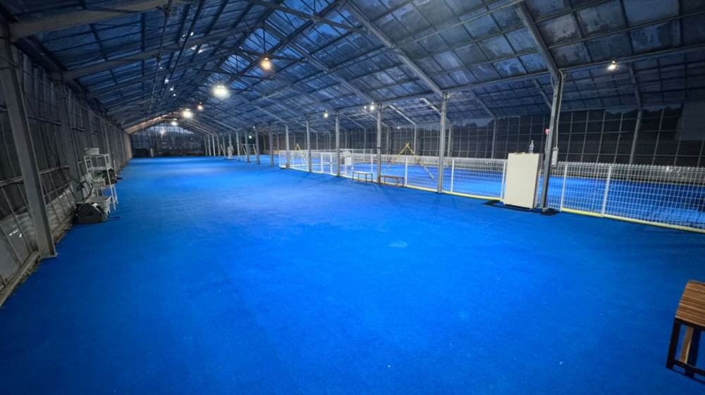 HOWL SUZUKA INDOOR DOGPARK