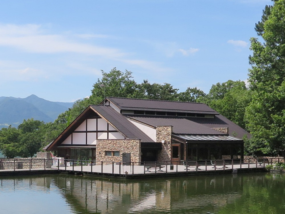 山梨県森林公園 金川の森