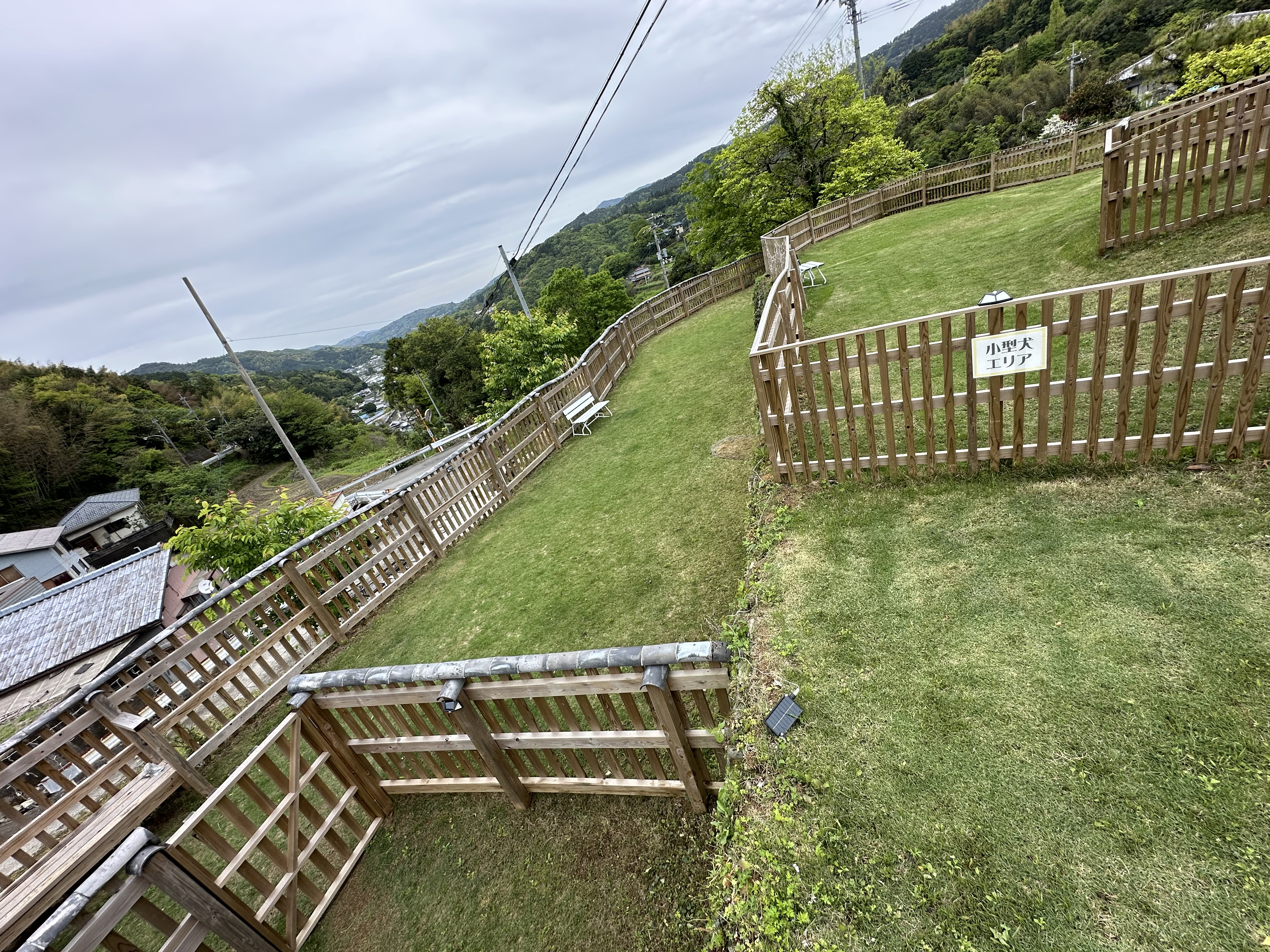 ドッグランDOGFIELD